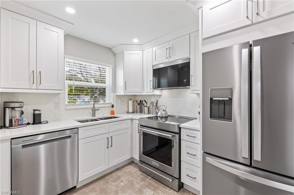 16007 Davis RD 511-1