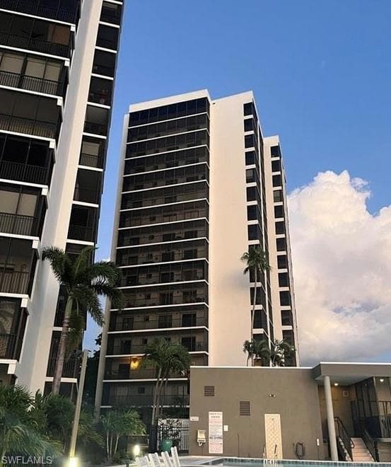 1920 Virginia AVE 1402-2