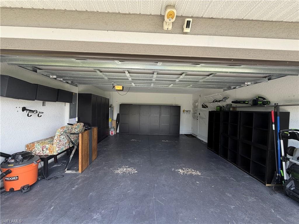 2413 Delta AVE N-16