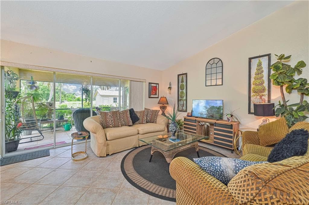 5887 Littlestone CT A & B-12