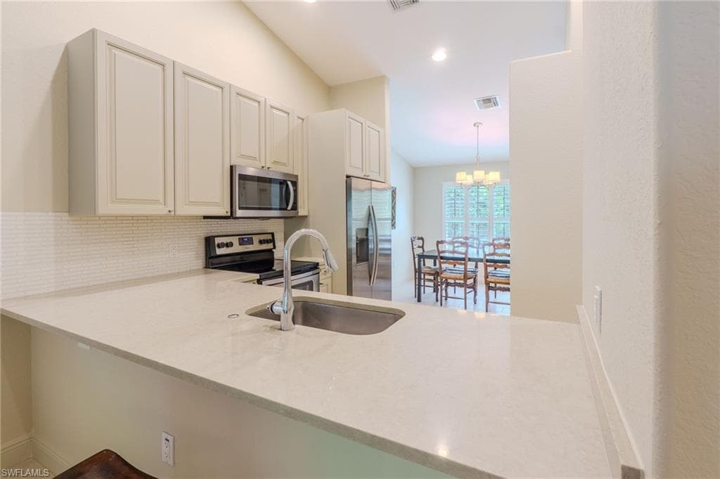 3510 AVION WOODS CT 104-11