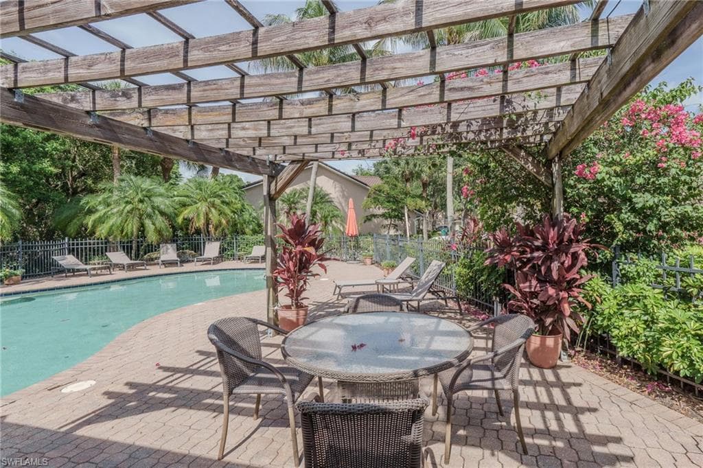 3510 AVION WOODS CT 104-44