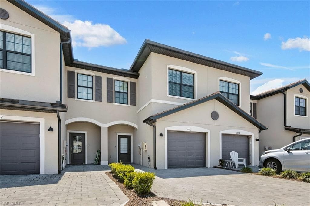 14195 Pine Lodge LN-2