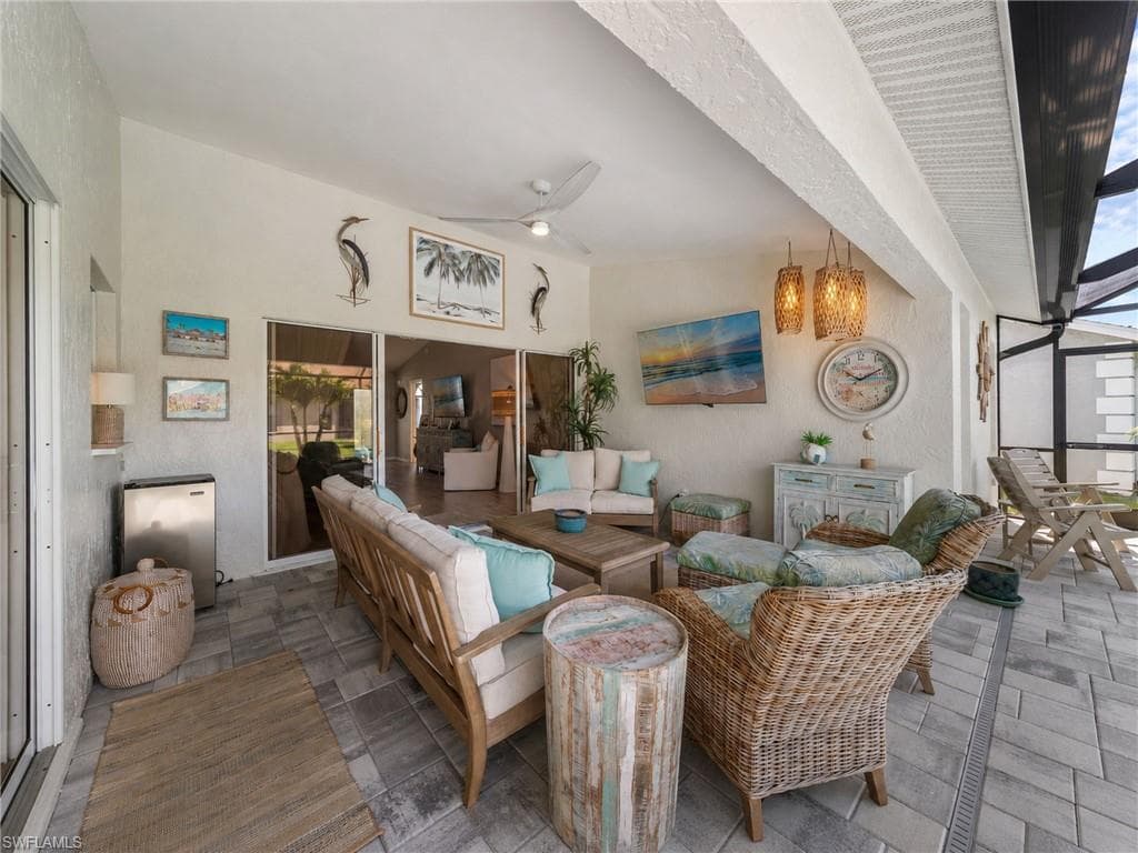 3715 Sabal Springs BLVD-27
