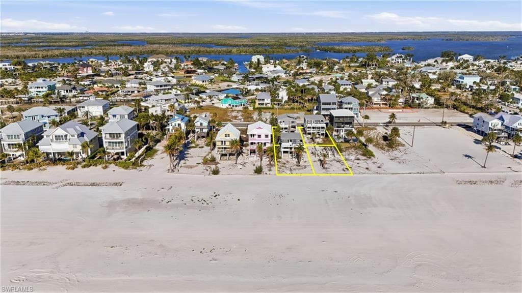 5300 Estero BLVD-12