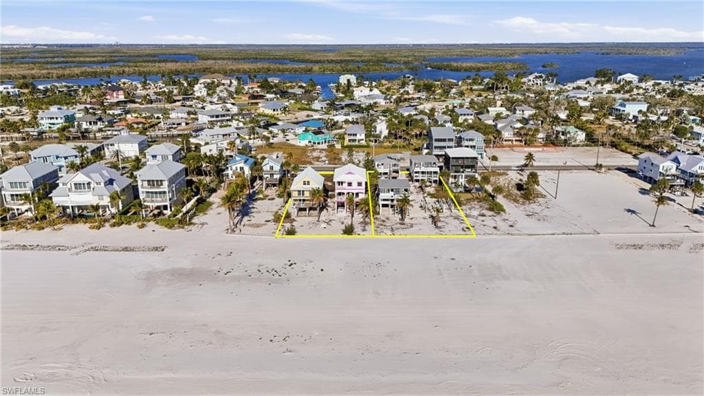5300 Estero BLVD-14