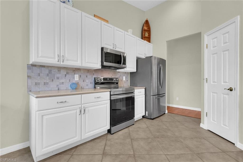 3807 Recreation LN-7