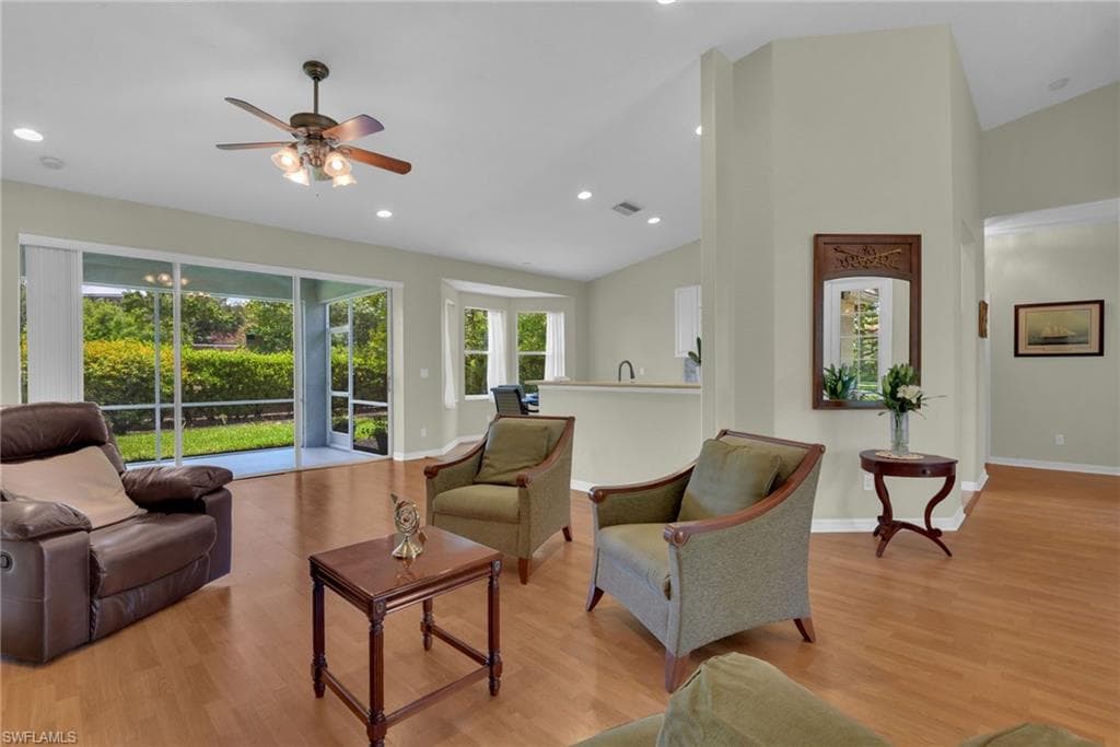 3807 Recreation LN-4