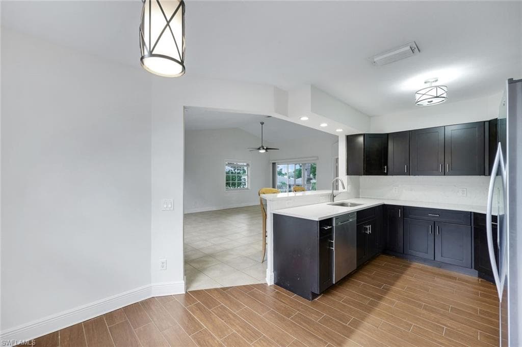 9624 CRESCENT GARDEN DR 201-7