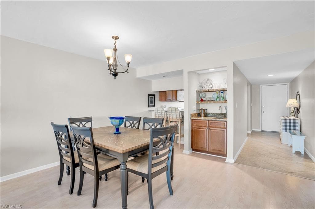 4640 Chantelle DR N204-10
