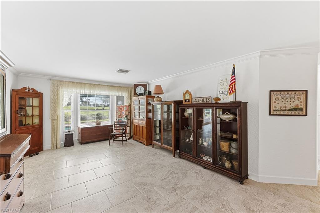 1441 Whiskey Creek DR-10