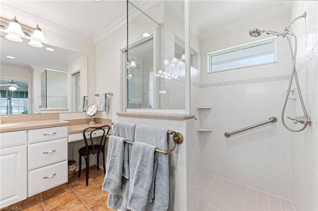 1441 Whiskey Creek DR-24