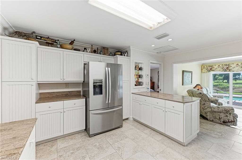 1441 Whiskey Creek DR-8