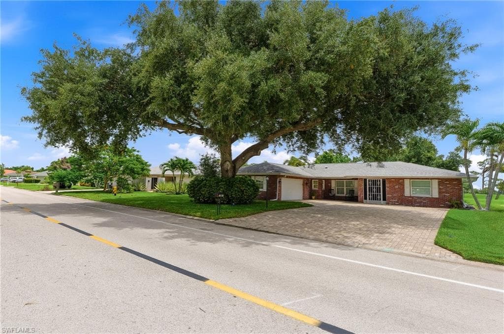1441 Whiskey Creek DR-37