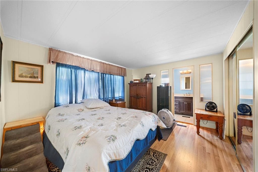 455 Cape Florida WAY-12