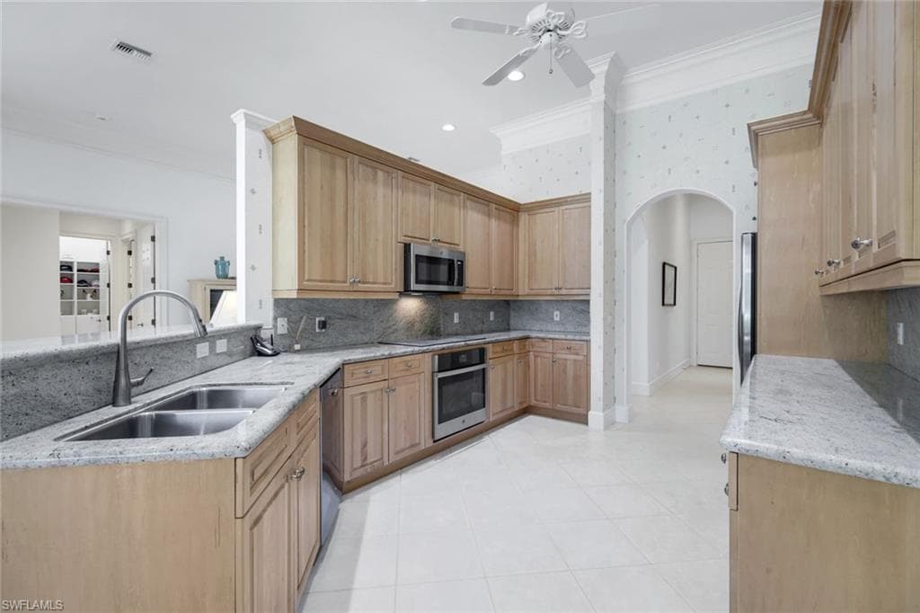179 AUDUBON BLVD-10