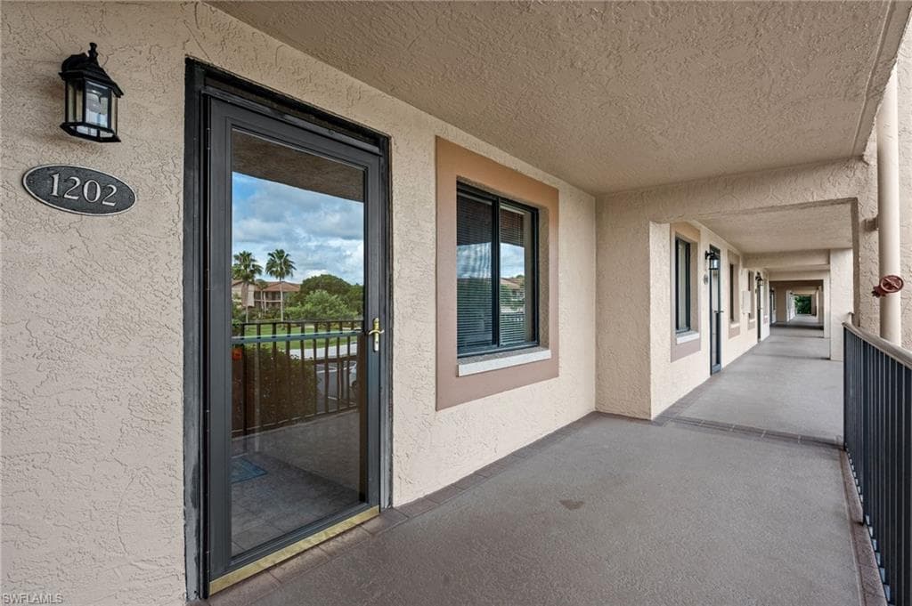 7380 Saint Ives WAY 1202-18