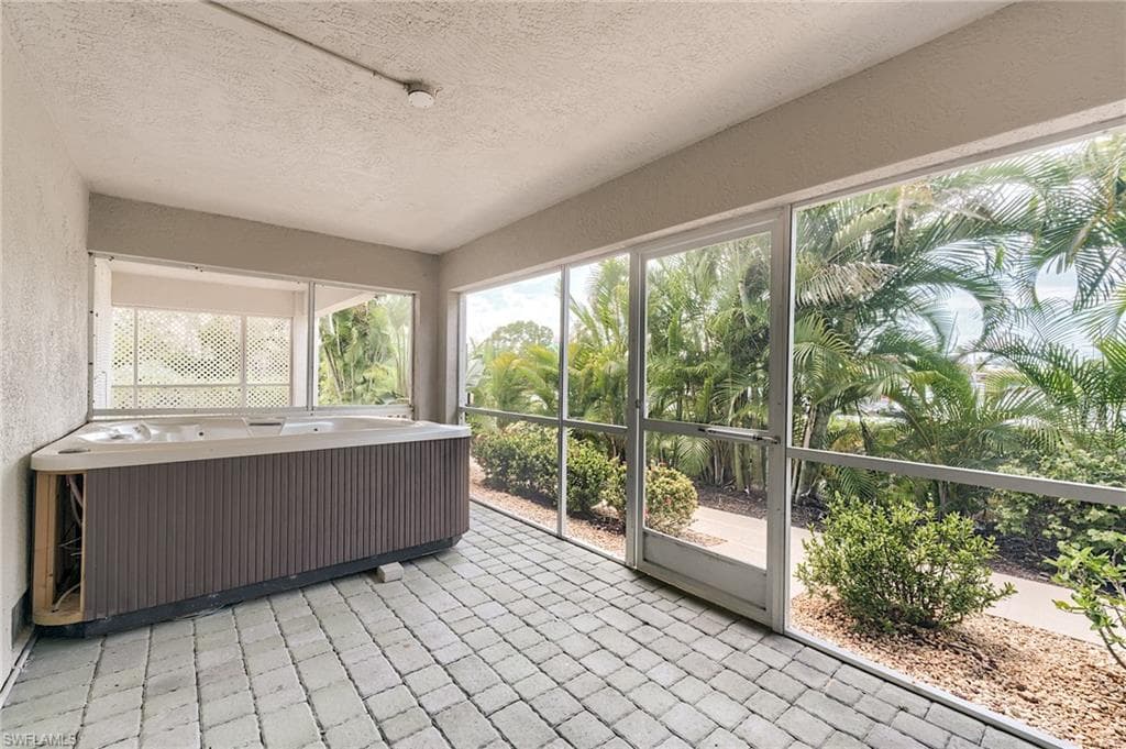 12205 Siesta DR-17