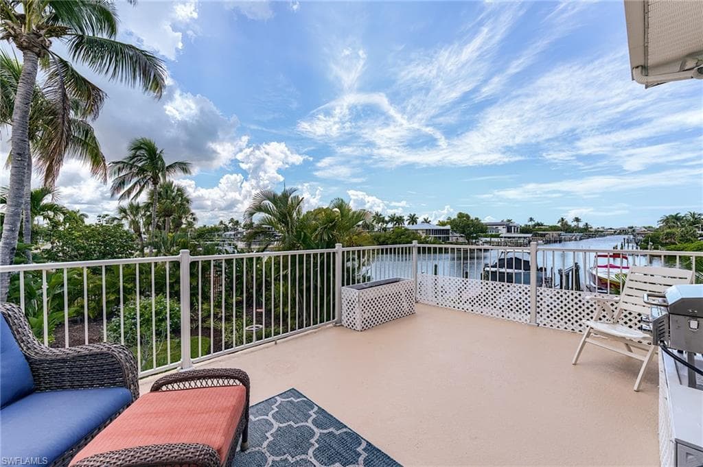 12205 Siesta DR-16
