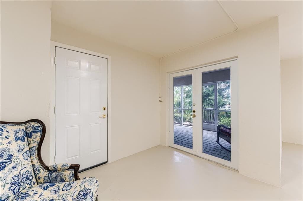 12205 Siesta DR-22