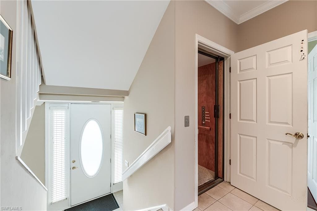 12205 Siesta DR-24