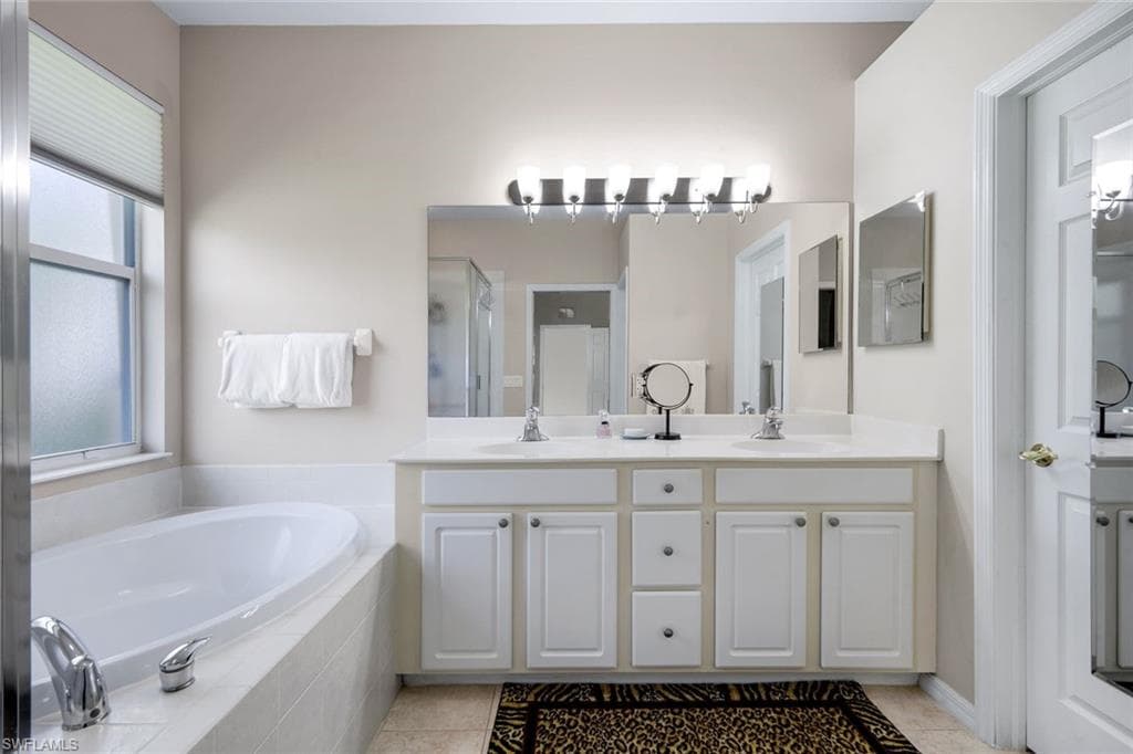 9830 Mar Largo CIR-17