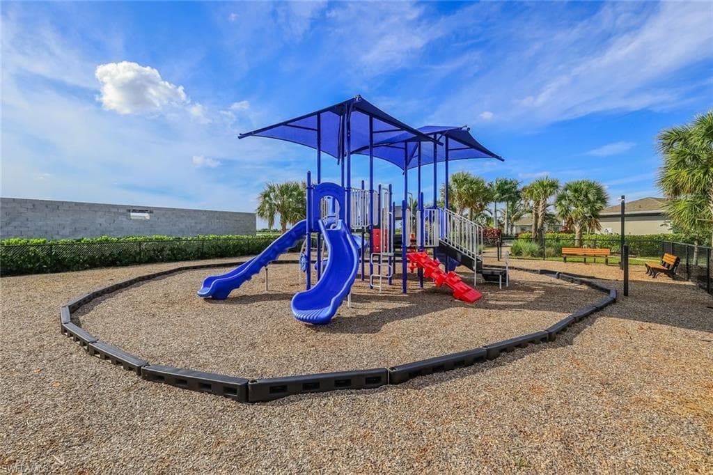 451 Spring Hill Lake LOOP-46