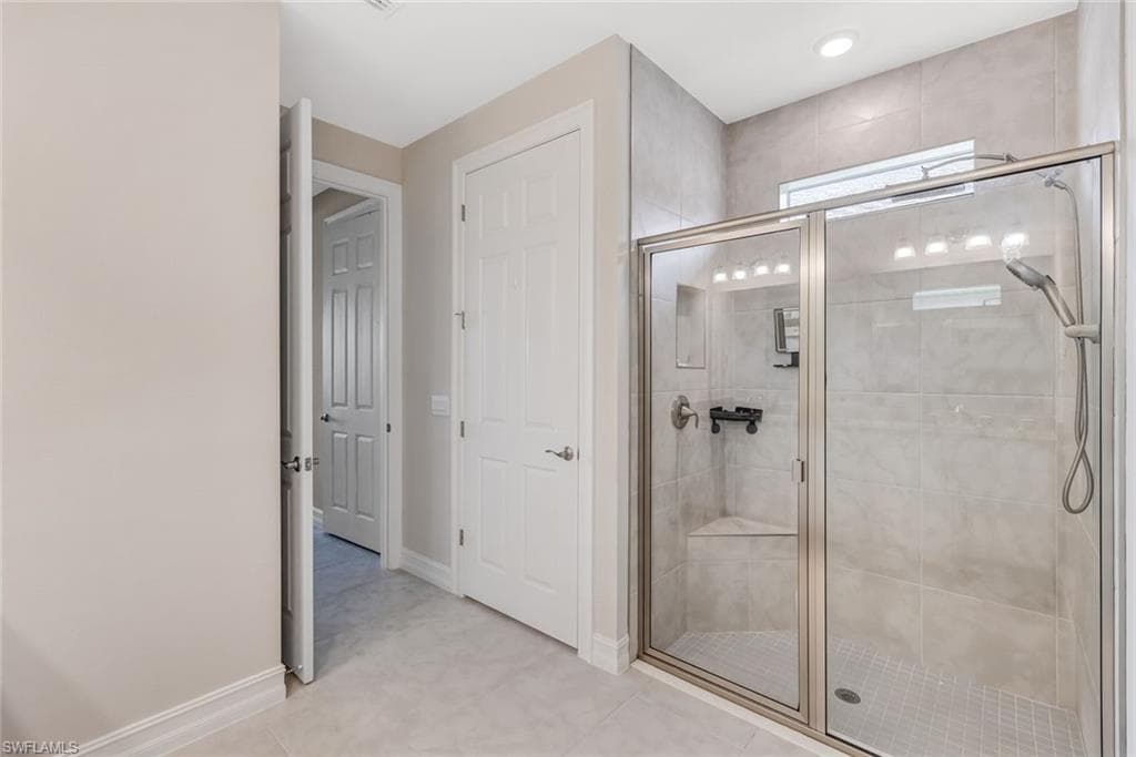 451 Spring Hill Lake LOOP-20