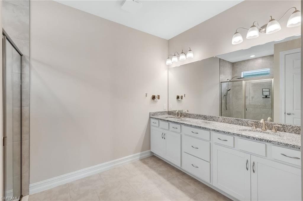 451 Spring Hill Lake LOOP-21