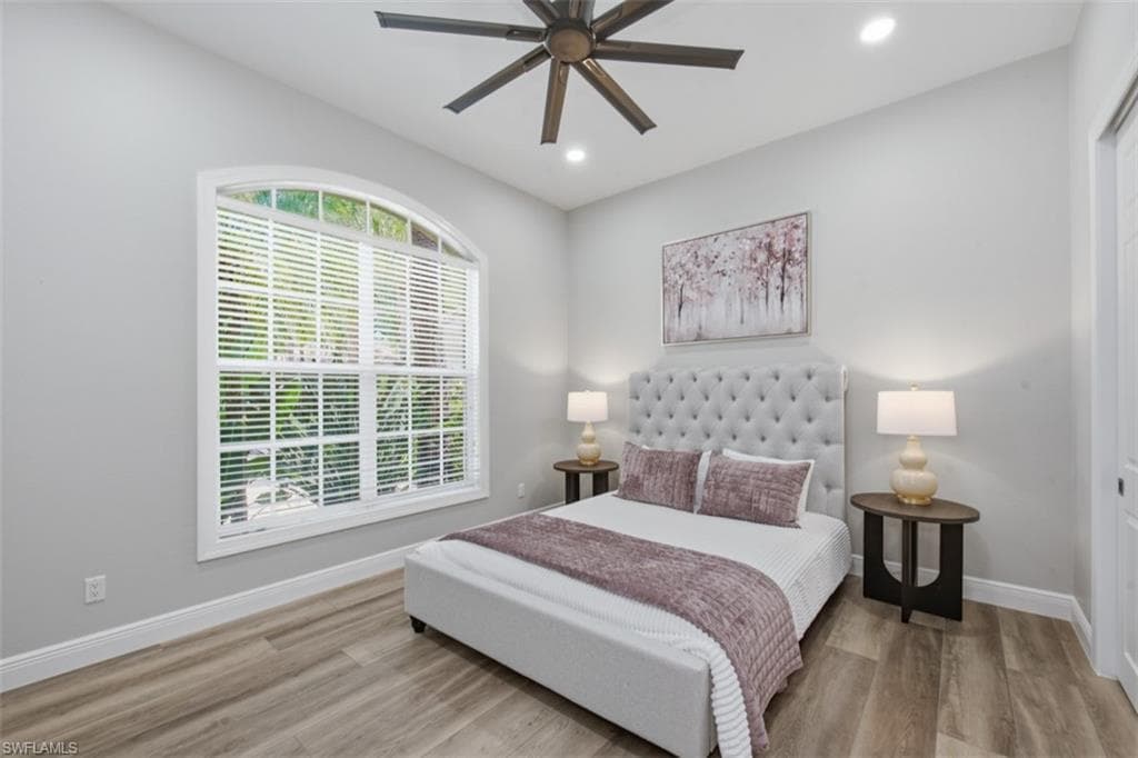 3625 Olde Cottage LN-20