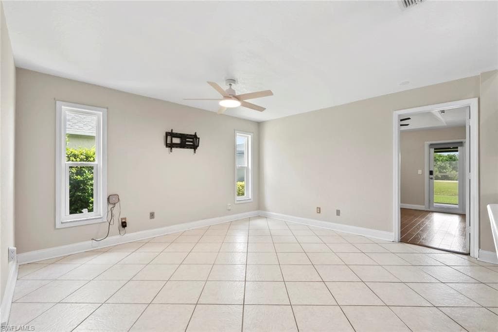 3628 Kent DR-22