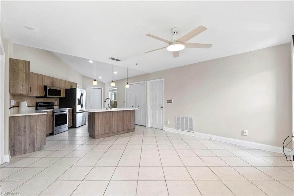 3628 Kent DR-24