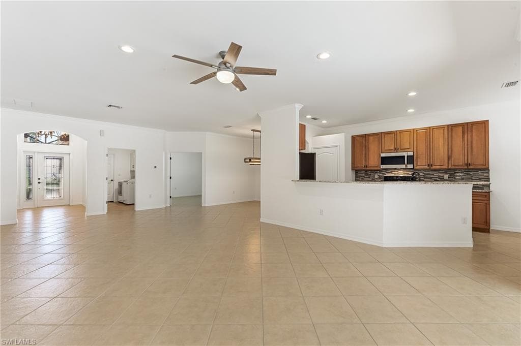 3140 Midship DR-11