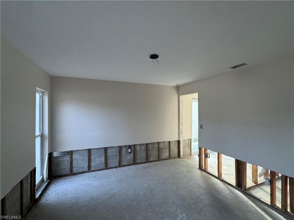 1683 Atlanta Plaza DR-13