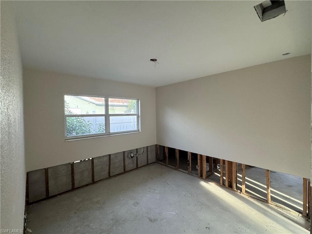 1683 Atlanta Plaza DR-17