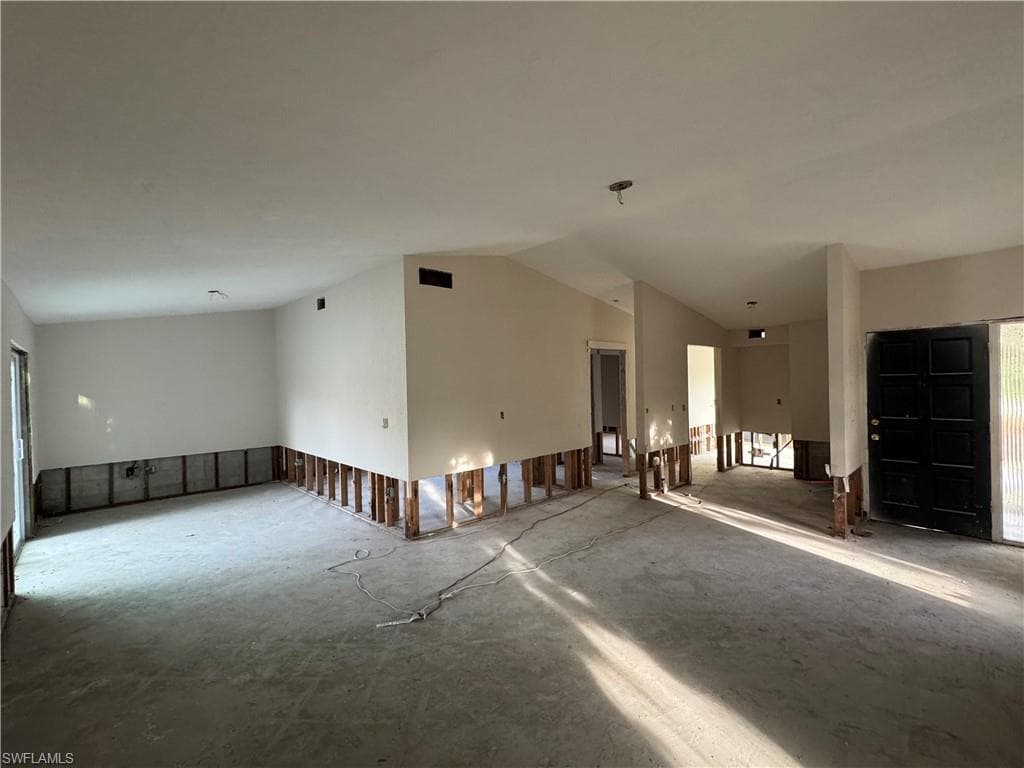 1683 Atlanta Plaza DR-4