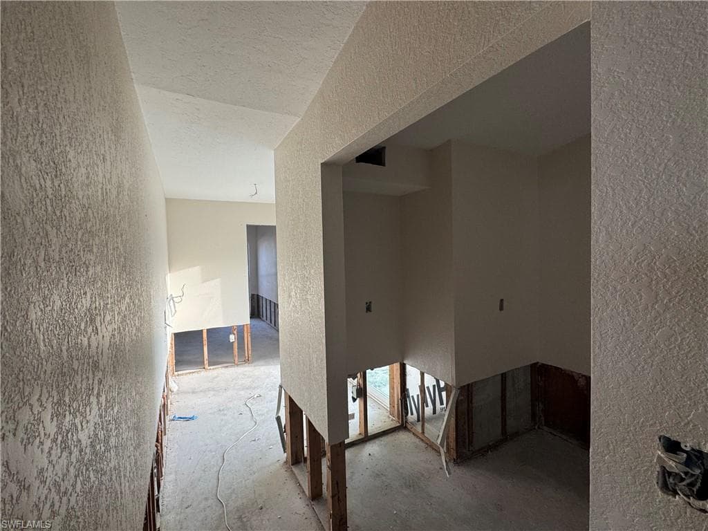 1683 Atlanta Plaza DR-20