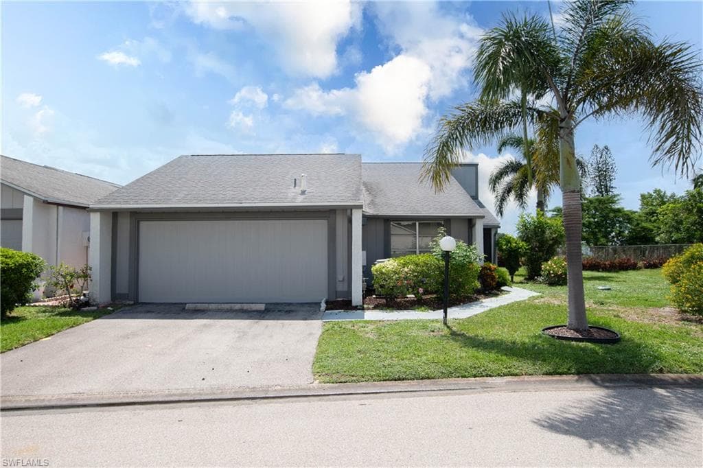 9749 Maplecrest CIR-2