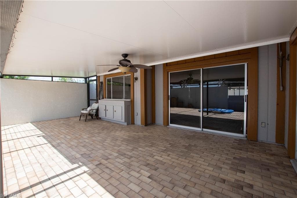 9749 Maplecrest CIR-21