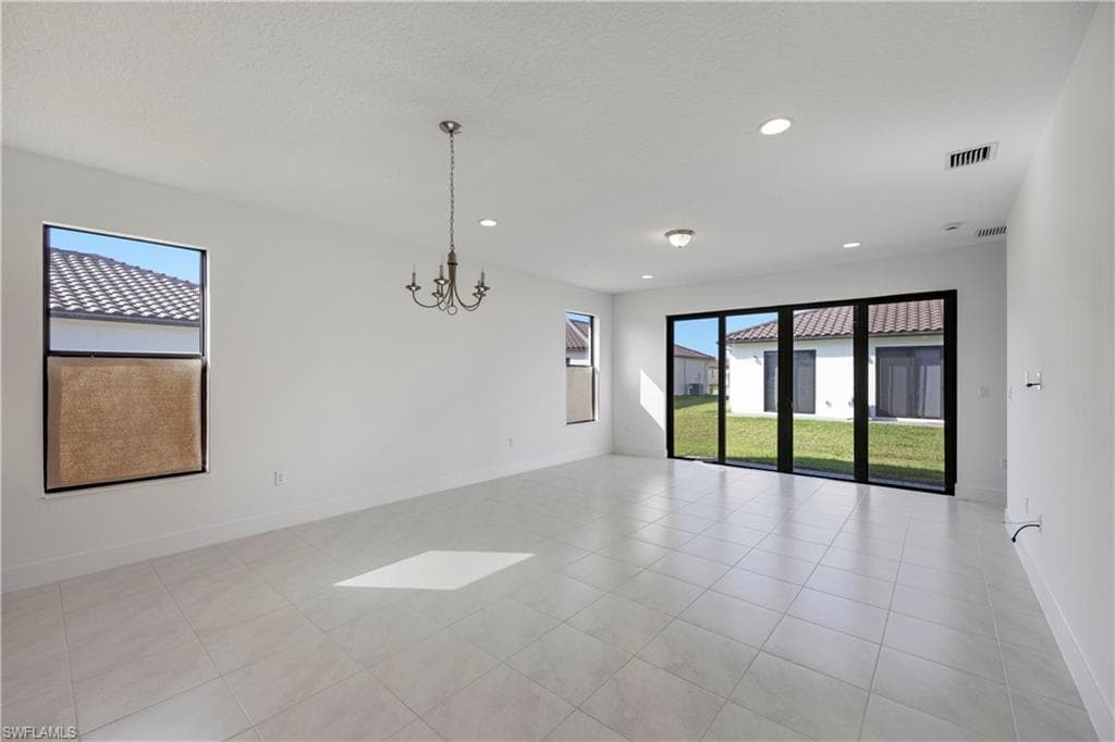 5574 Cassidy LN-4