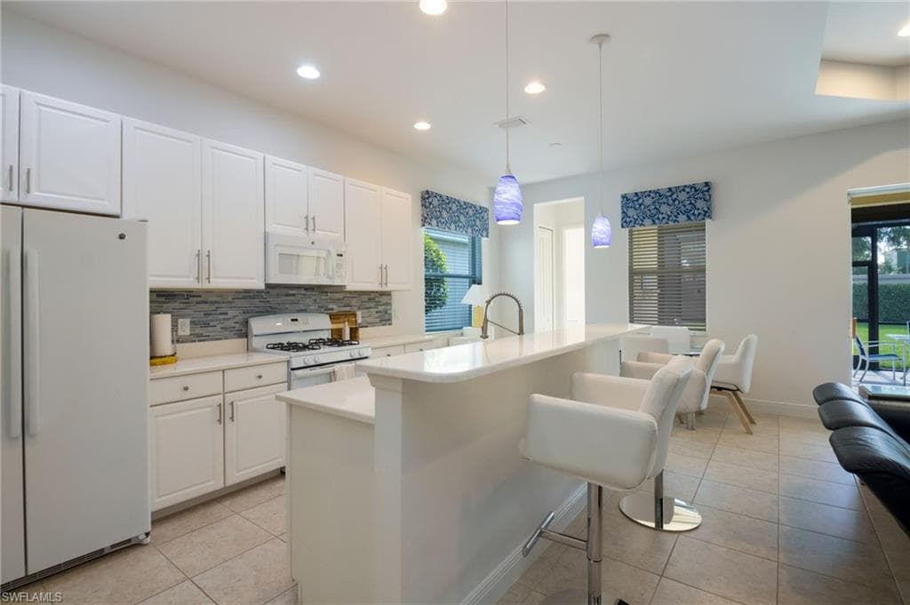 21279 Estero Vista CT-11