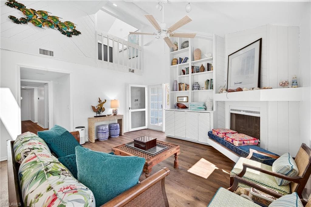 280 Southwinds DR-6