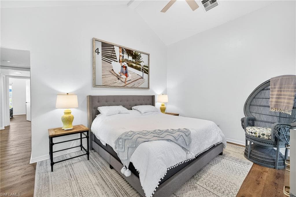 280 Southwinds DR-17