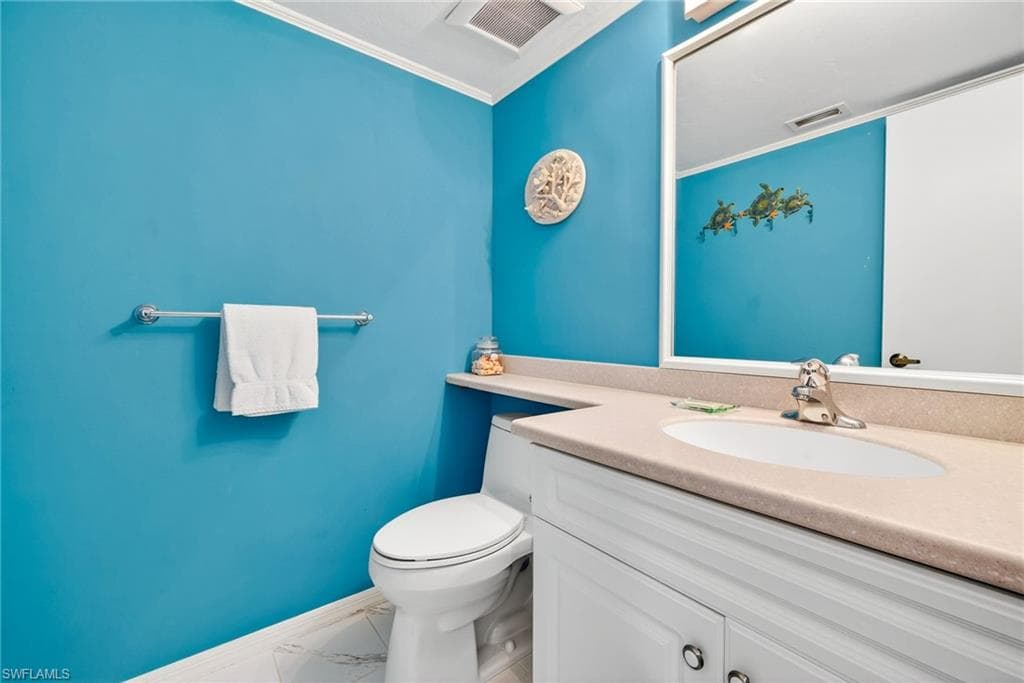 280 Southwinds DR-32