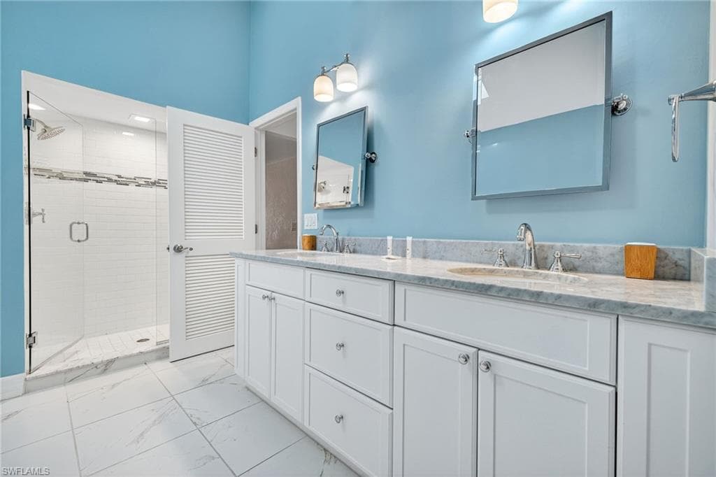 280 Southwinds DR-20