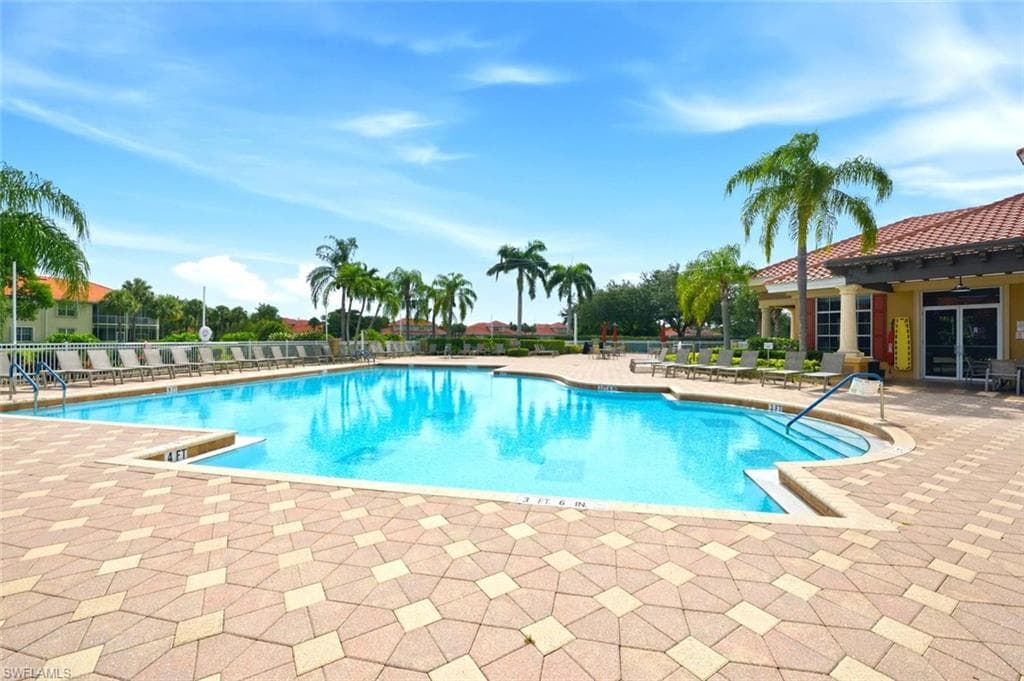 5120 Hyde Park CT 103-33