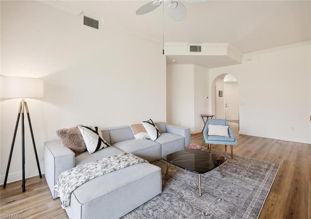 5120 Hyde Park CT 103-8