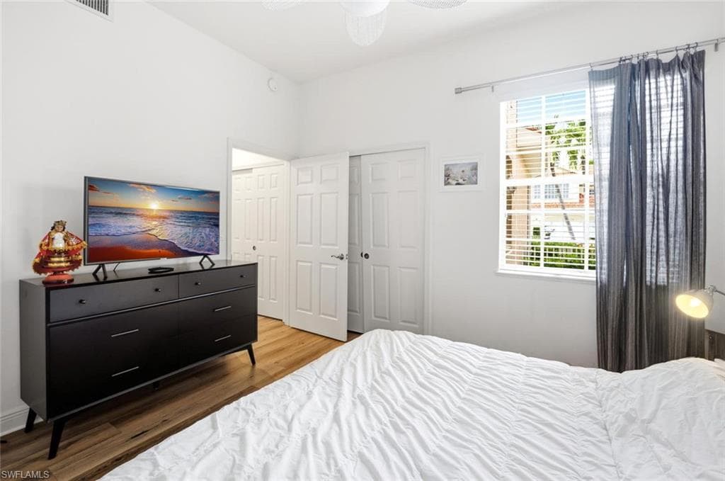 5120 Hyde Park CT 103-21