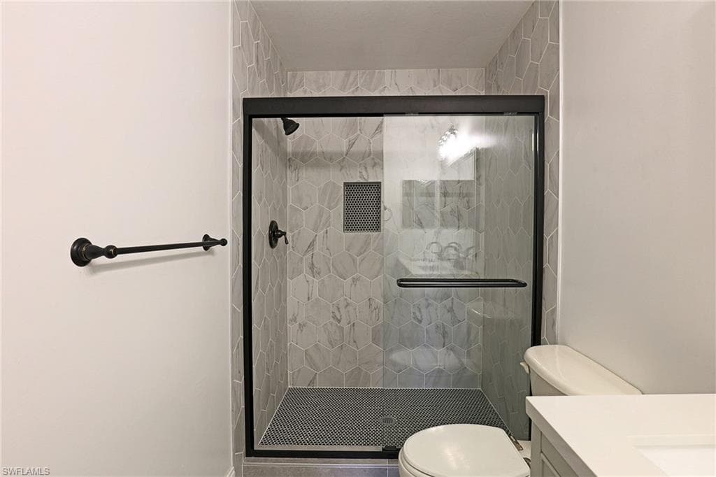 8291 Pacific Beach DR-12