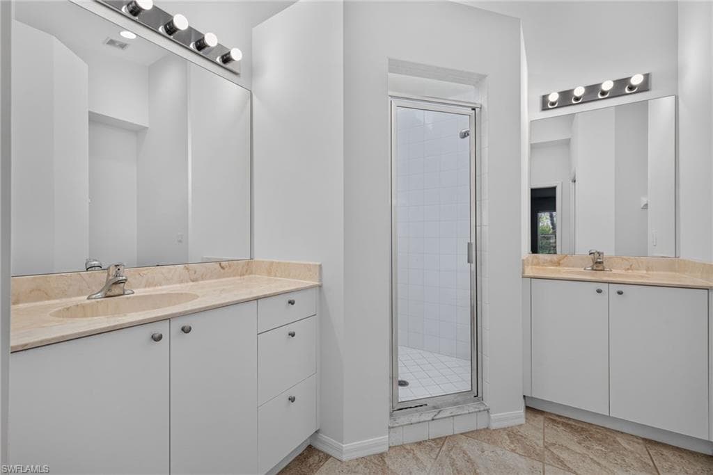 6156 Mandalay CIR 12-17